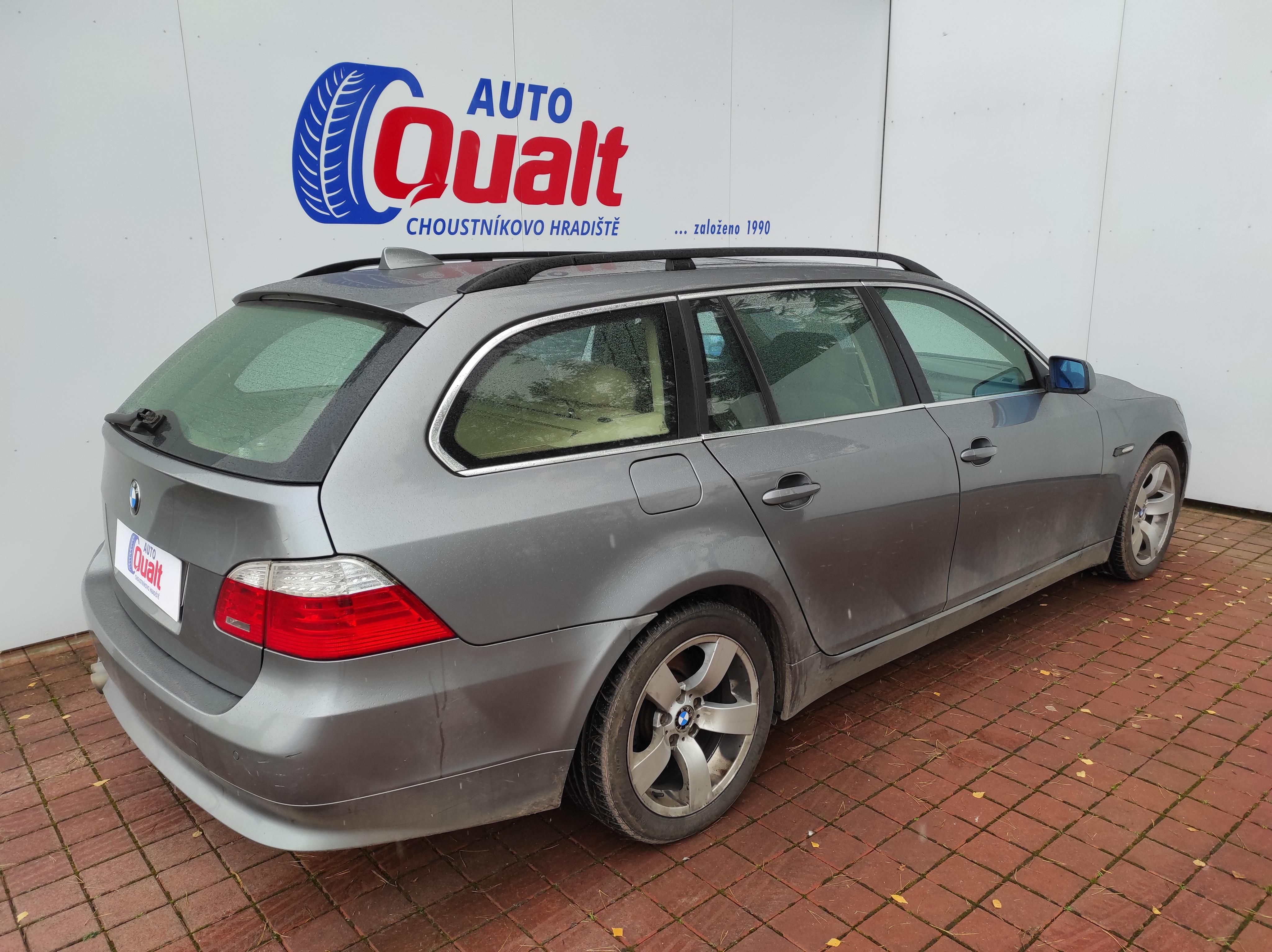 BMW Řada 5, Touring 525d KŮŽE - fotka 3