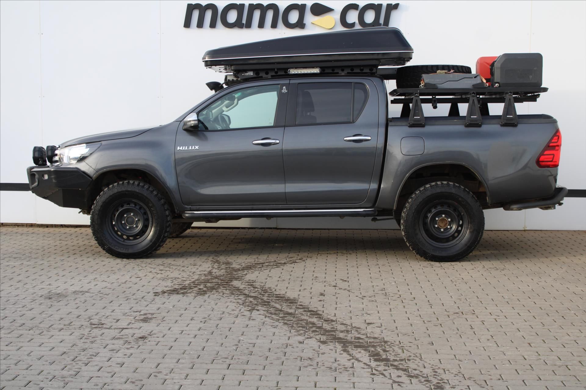 Toyota Hilux, 2.4D4D 110kW EXPED. SPECIÁL ČR - fotka 4