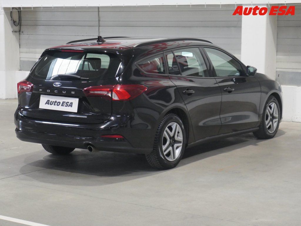 Ford Focus, 1.5TDCi,AT,LED - fotka 4