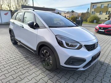1,5 e:HEV Crosstar REZERVACE