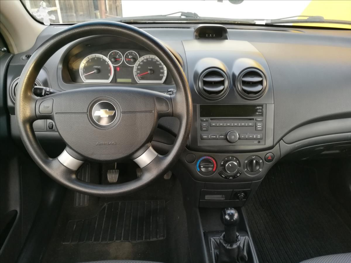 Chevrolet Aveo, 1,2 i klima - fotka 5