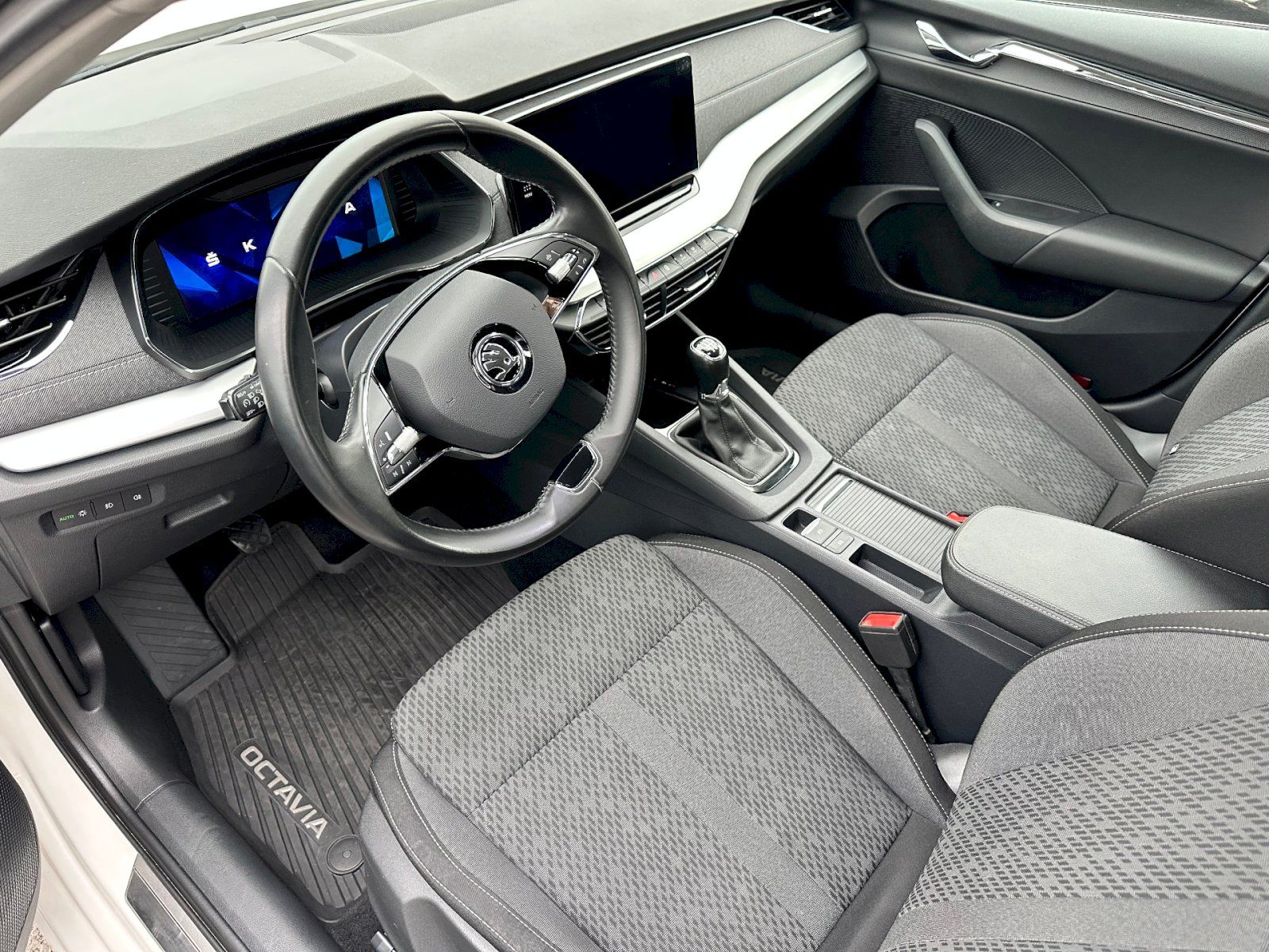 Škoda Octavia, 1.5 TSI 110kW Style Combi - fotka 6