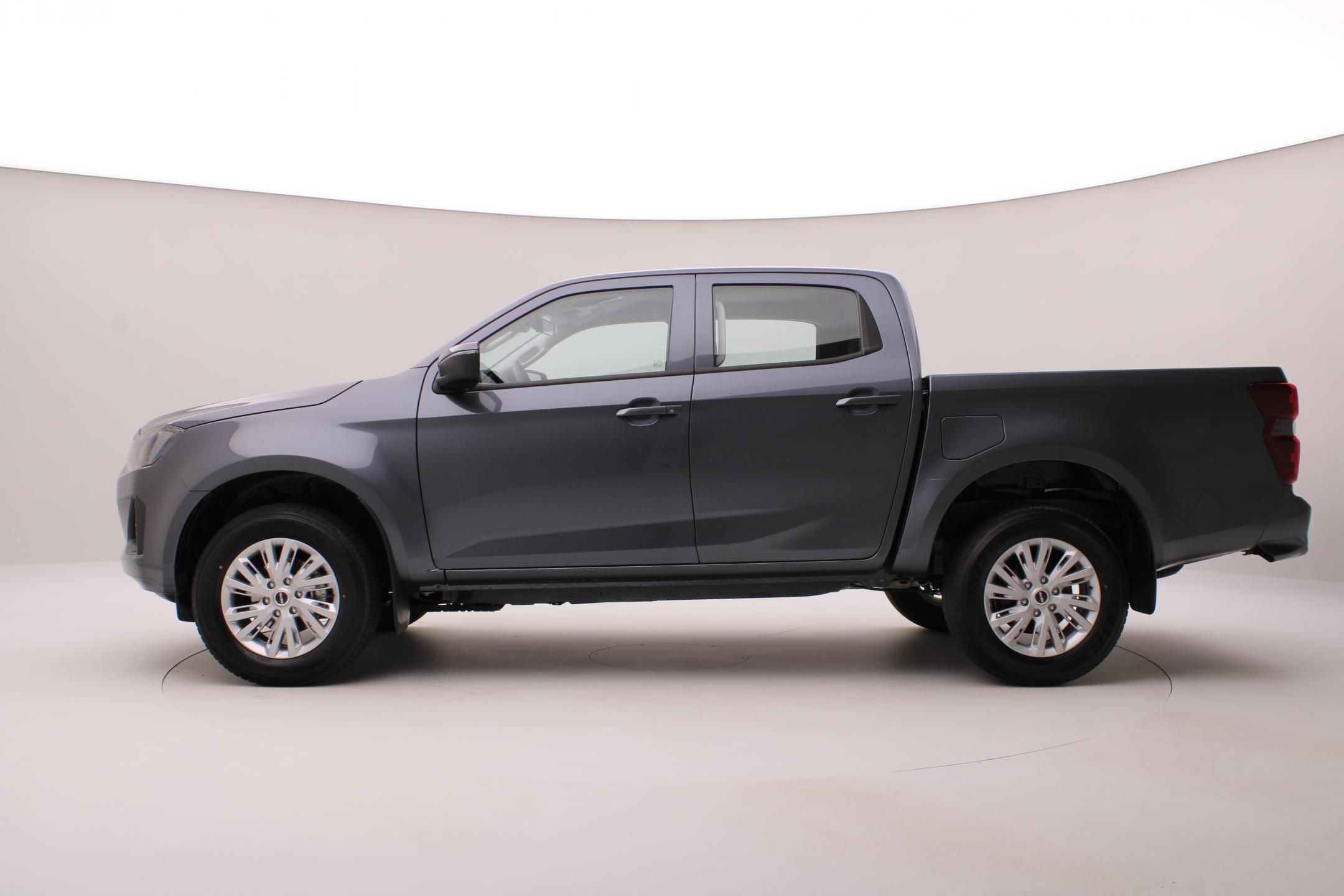 Isuzu D-Max, Double Cab 1,9l LS 4x4 AUT - fotka 2