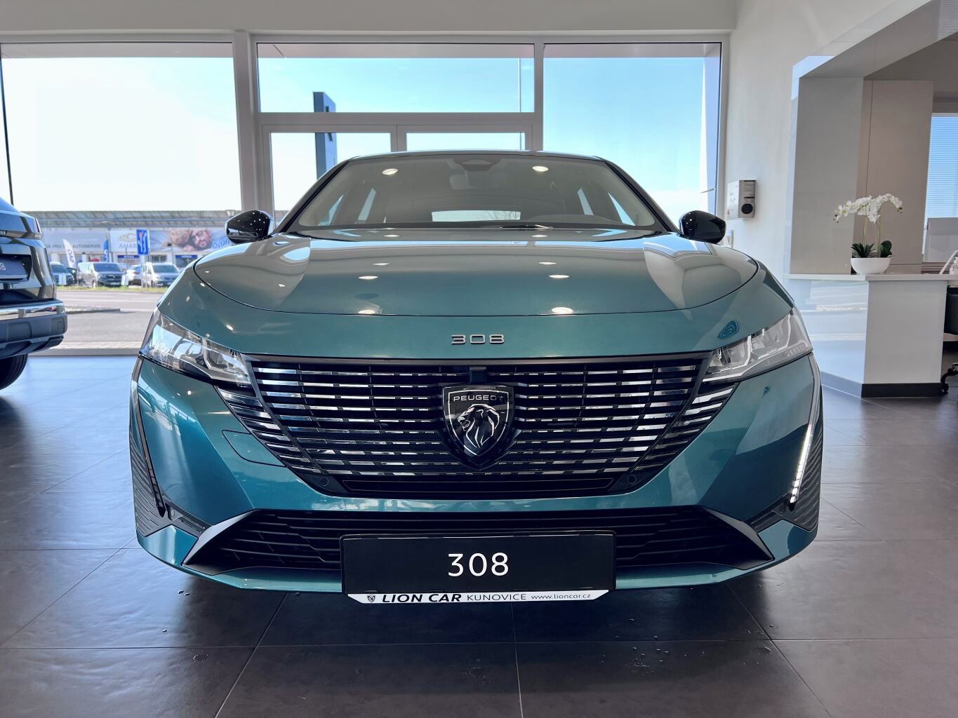 Peugeot 308, SW ALLURE 1.5BlueHDi, Automat - fotka 2