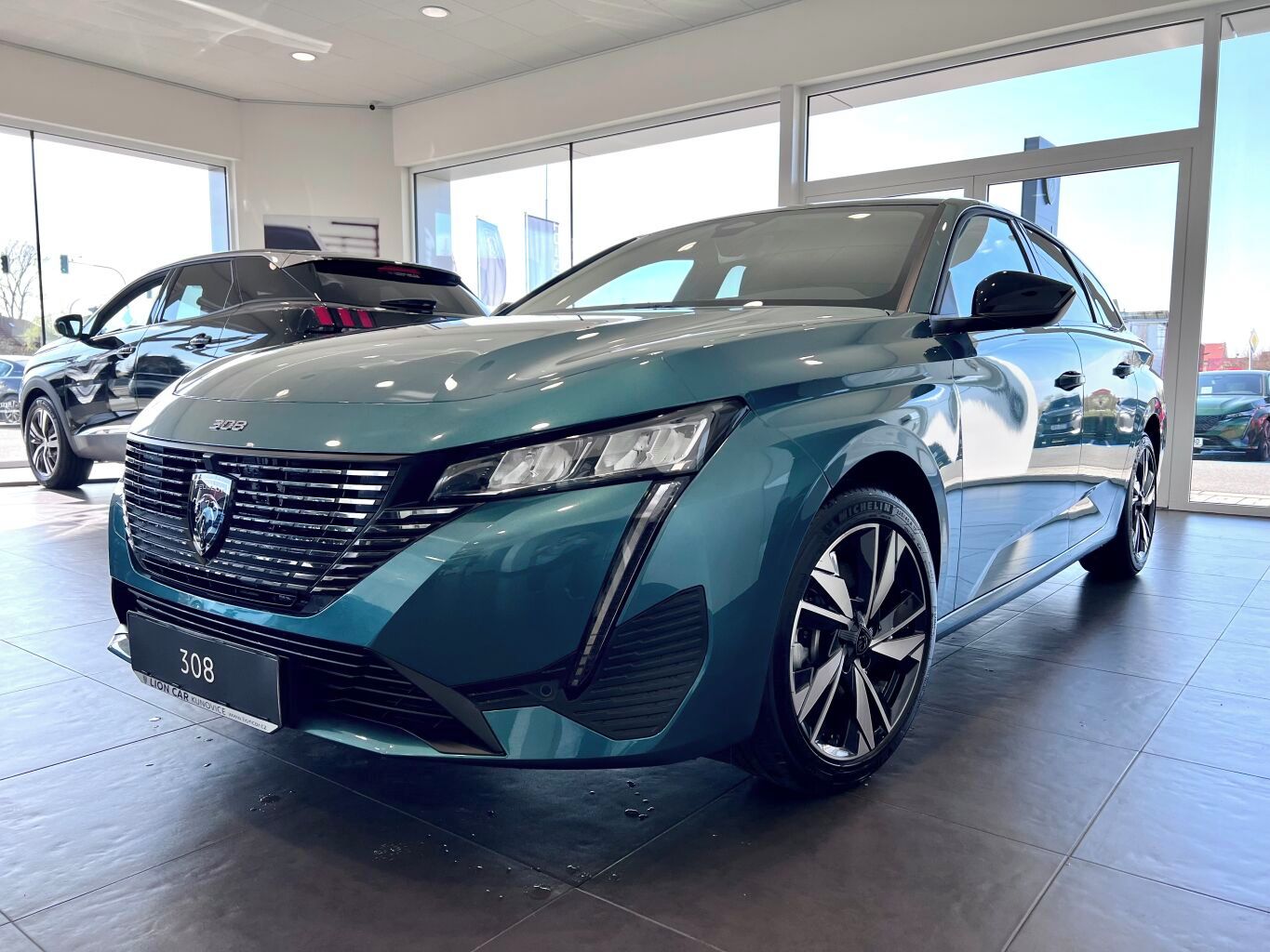 Peugeot 308, SW ALLURE 1.5BlueHDi, Automat - fotka 3