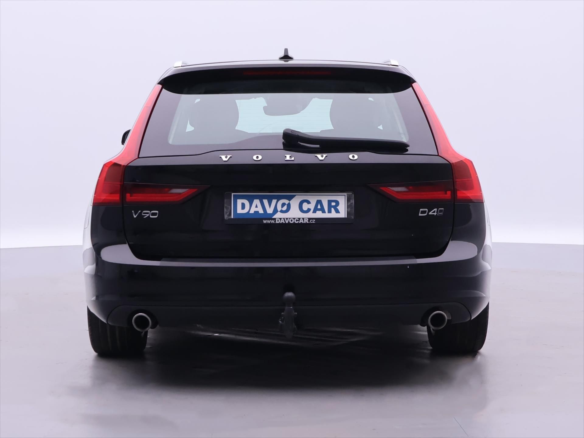 Volvo V90, 2,0 D4 140kW Aut. AWD Momentum - fotka 6