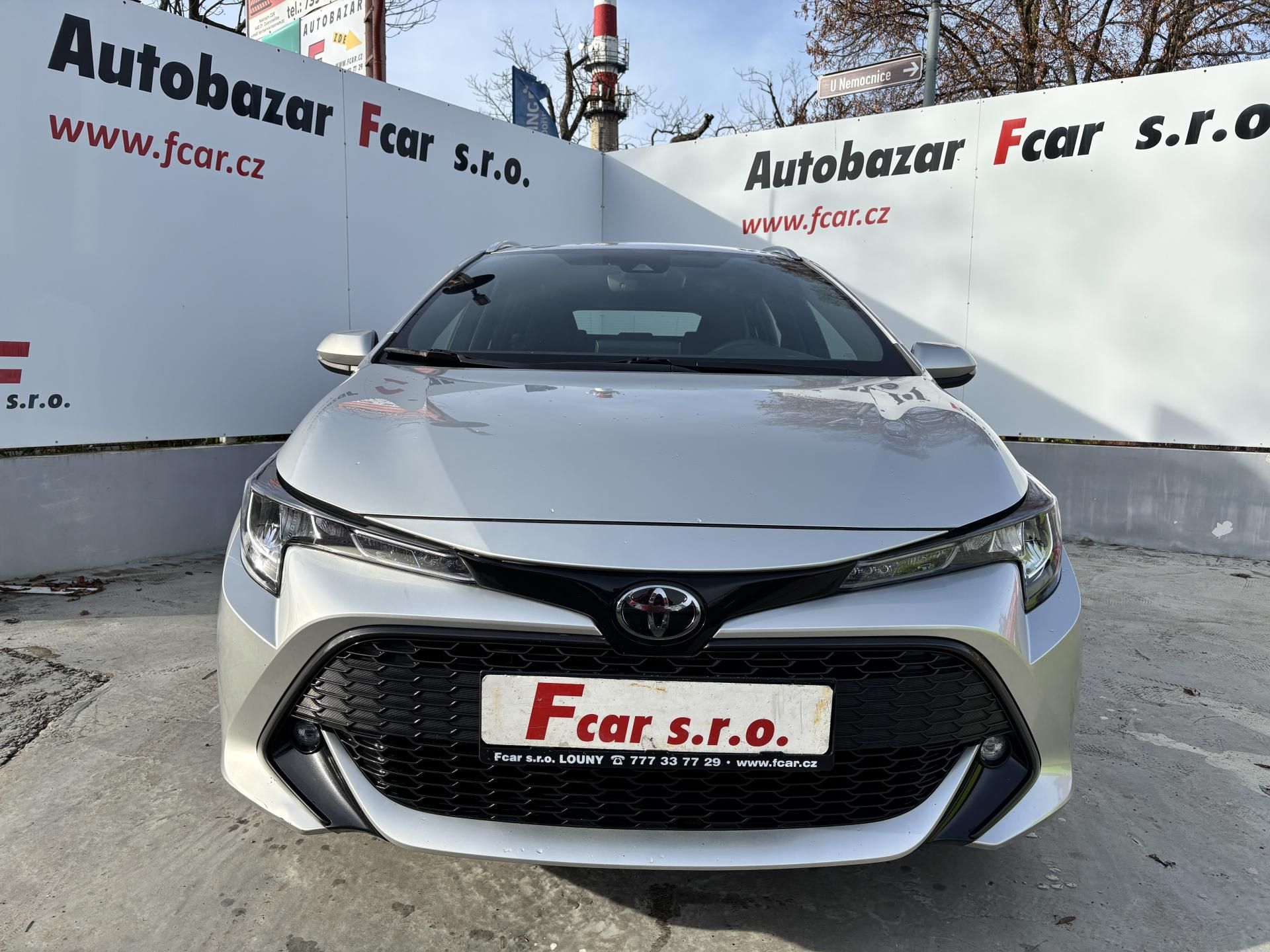 Toyota Corolla, 1.2Turbo 85kW Alu kola! - fotka 2