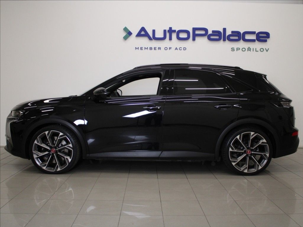 DS 7 Crossback, 1,6 PHEV 360koní 4x4 Perf.PANO - fotka 5