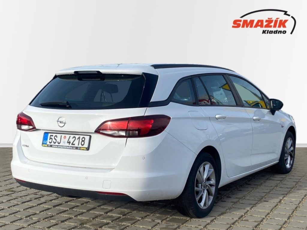 Opel Astra, 1,2 (96kW) 6,man - fotka 5