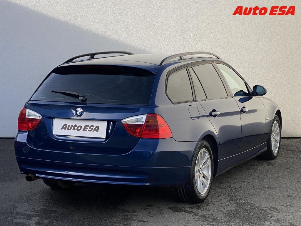BMW Řada 3, 2.0i 318i,AC,park.asist - fotka 4