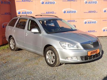 1,6 TDi,ČR,SERV.KN.,AMBITION.