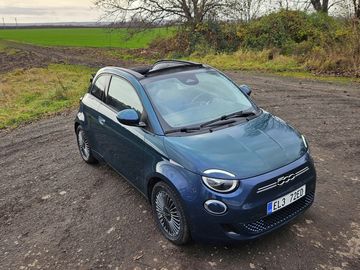 500E Cabrio 87kW 42Ah Oceano