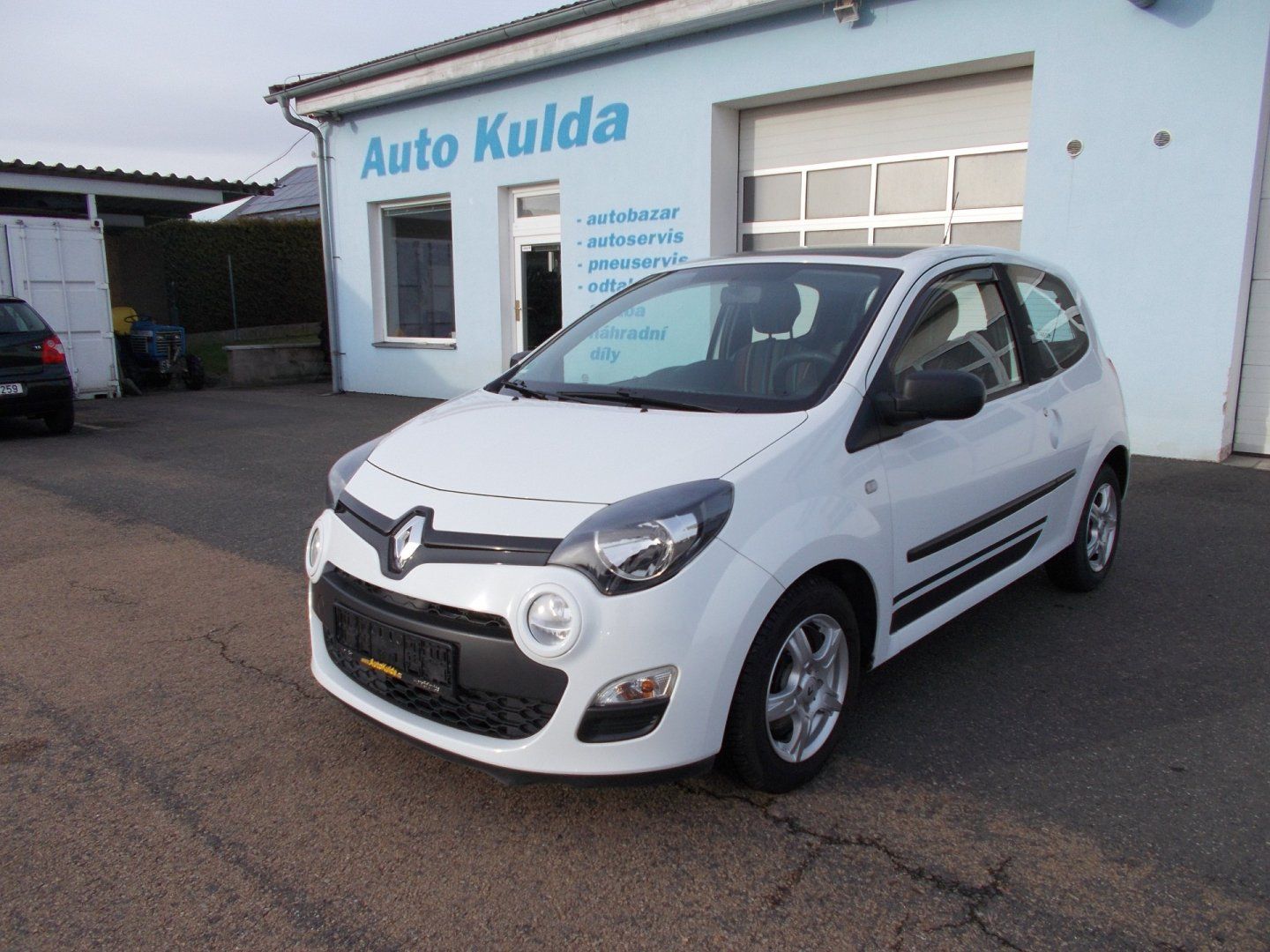 Renault Twingo, 1,2l, 55kW, serviska