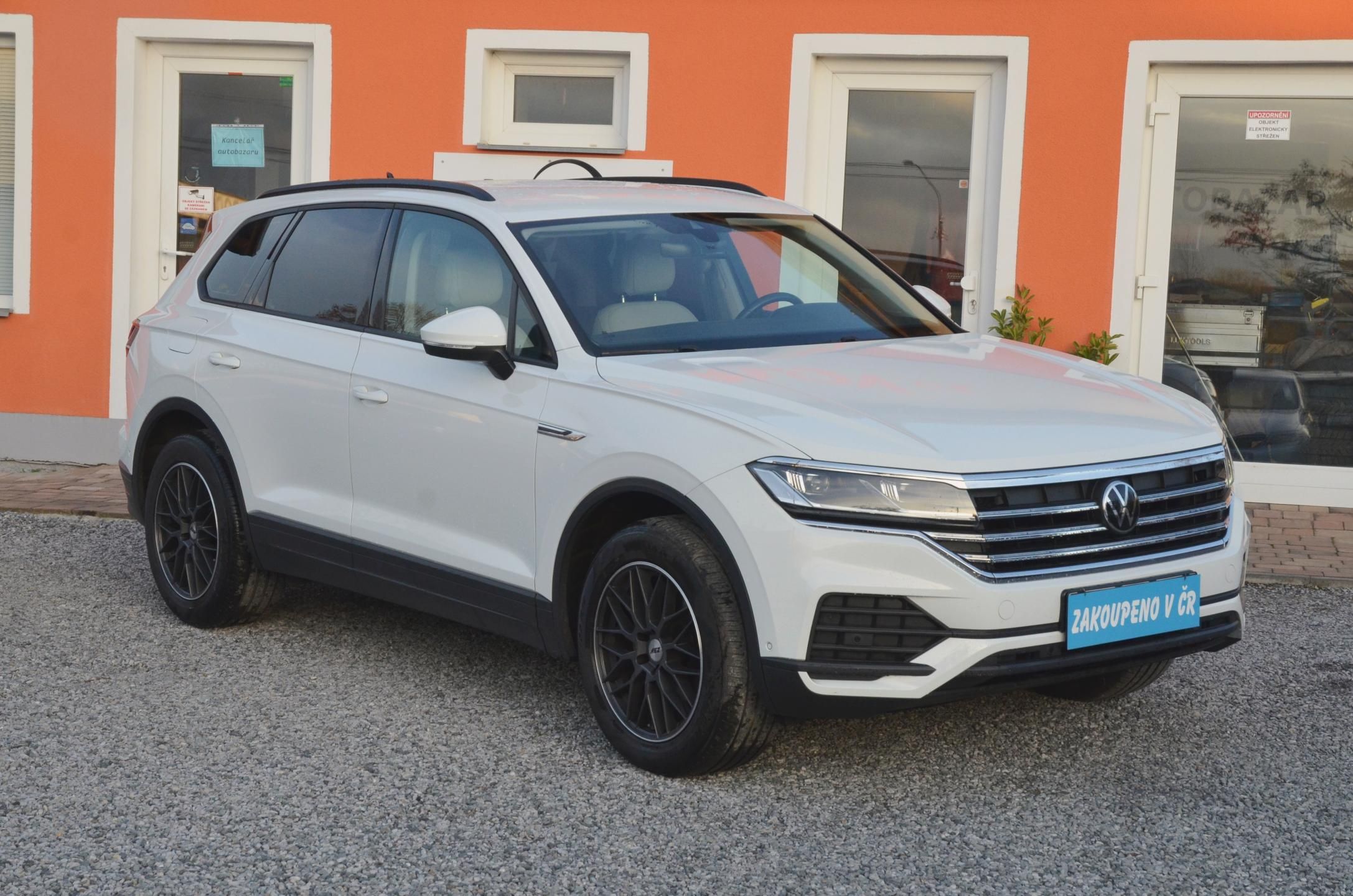 Volkswagen Touareg, 3.0 TDi 200kW 4x4 / ČR / TAŽNÉ