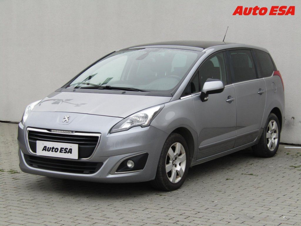 Peugeot 5008, 1.6HDi,AC,TZ,navi - fotka 3