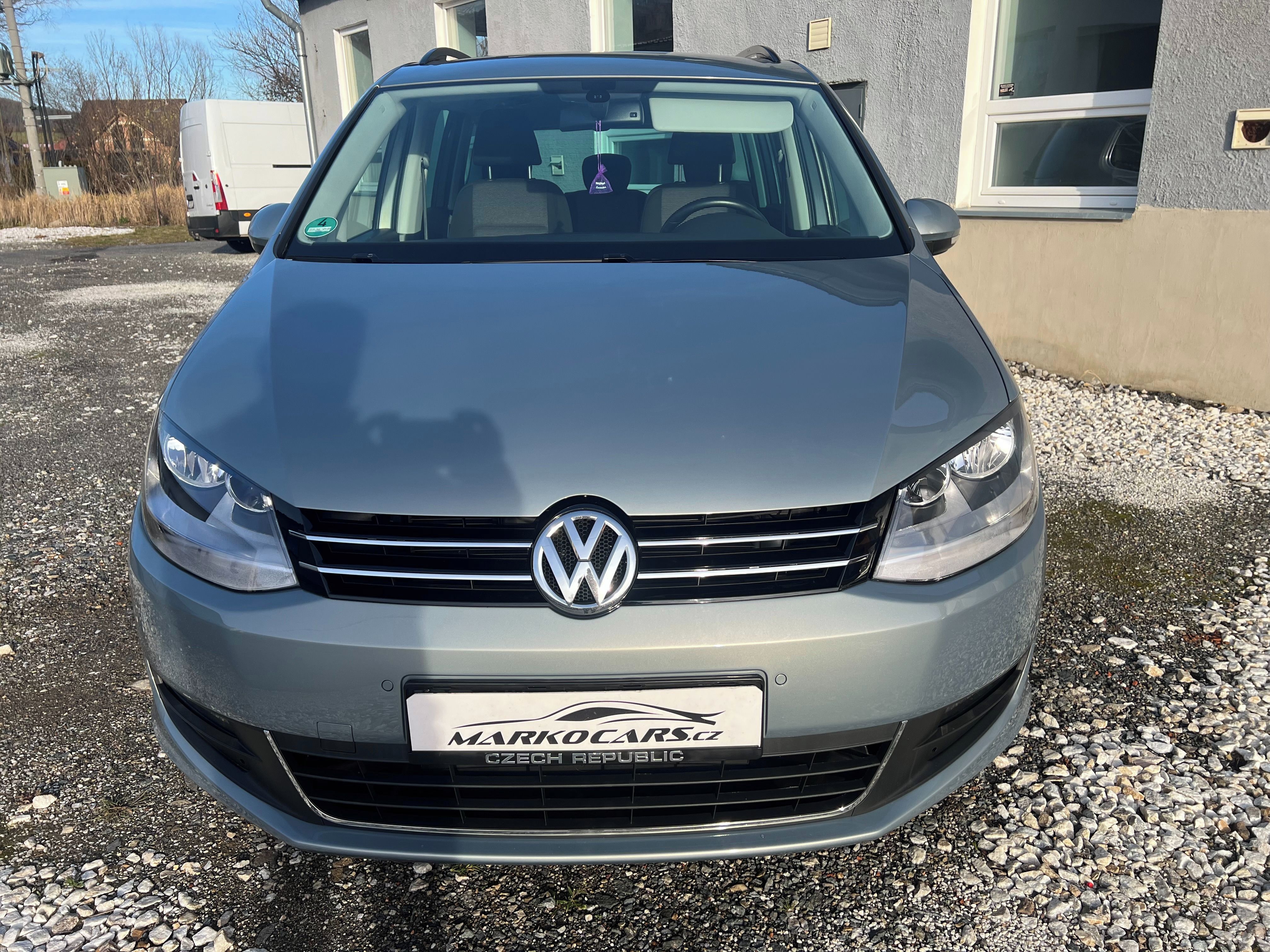 Volkswagen Sharan, 1.4TSi 1.MAJITEL VYHŘ.SEDAČKY - fotka 2