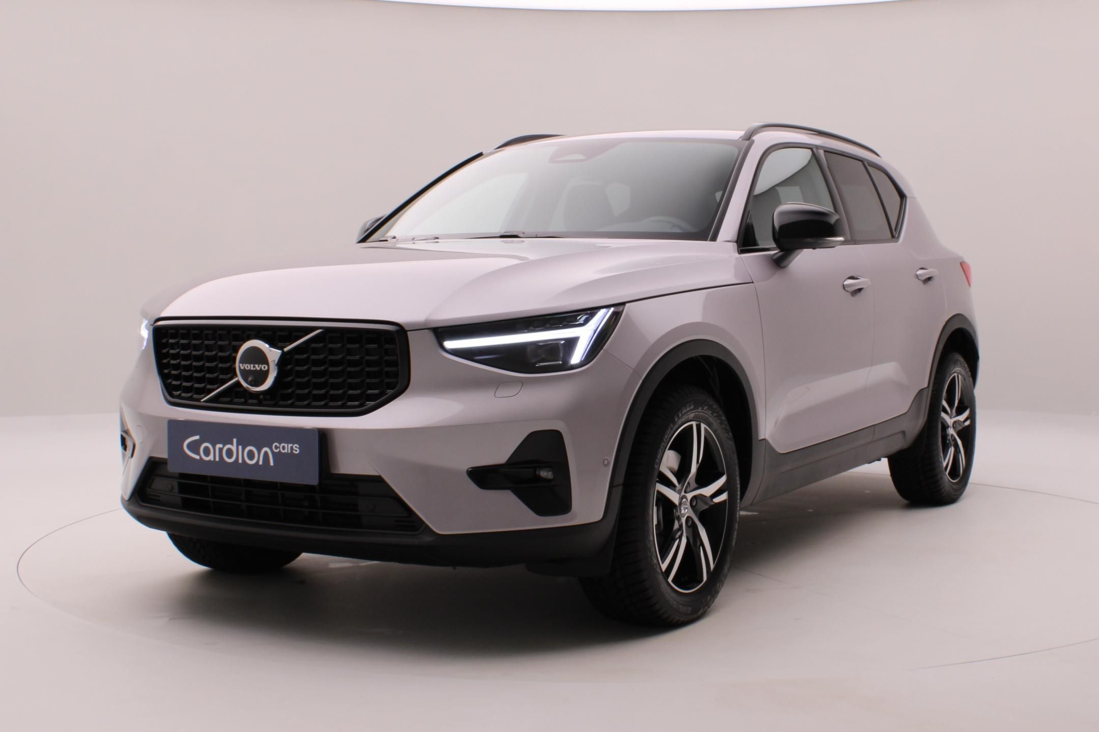 Volvo XC40, B3 AUT DARK PLUS