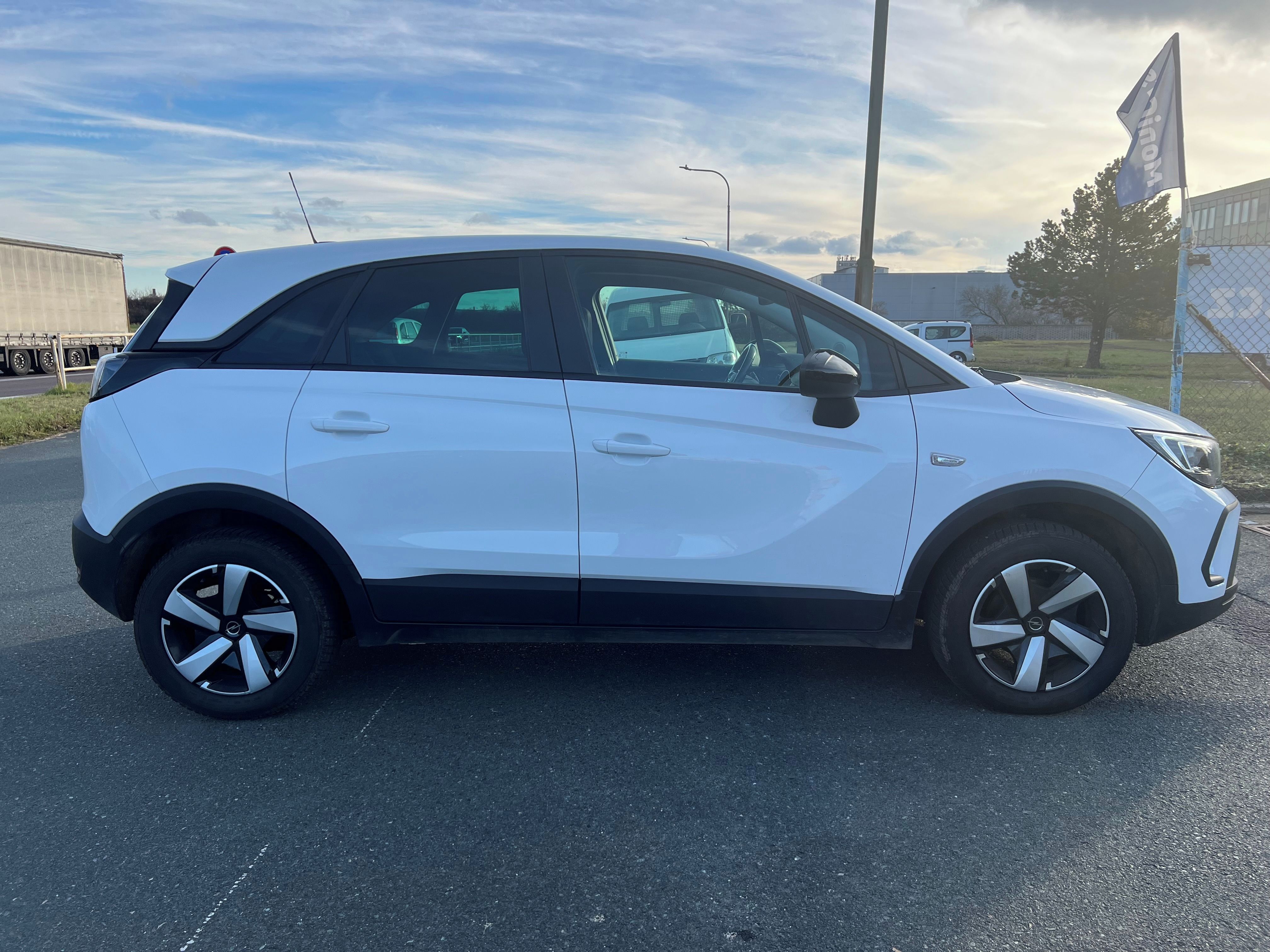 Opel Crossland, 1.5 CDTi 81kW - fotka 4