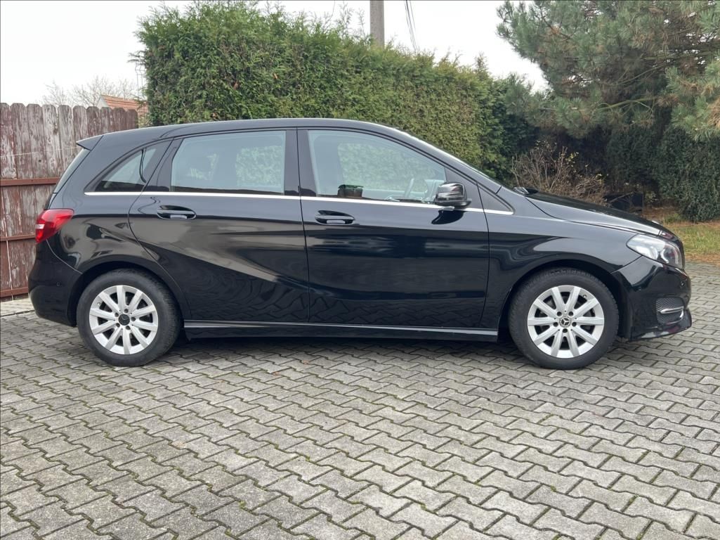 Mercedes-Benz Třídy B, 180 CDI / 7G-DCT - fotka 6