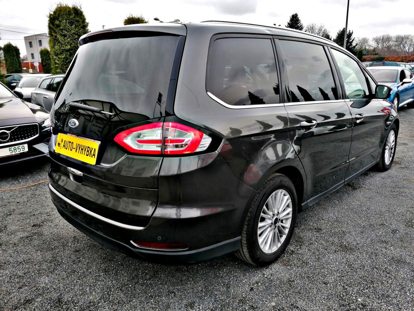Ford Galaxy, 2.0 TDCi  132kW,7-míst,A/T - fotka 4