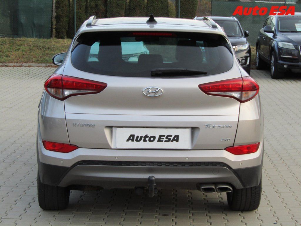 Hyundai Tucson, 2.0 CRDi 4WD,Premium,panor - fotka 5