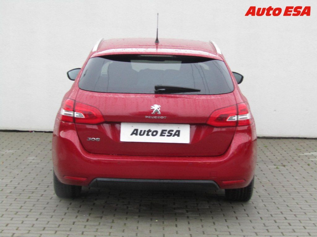Peugeot 308, 1.2 PT,ČR,Allure,LED - fotka 5