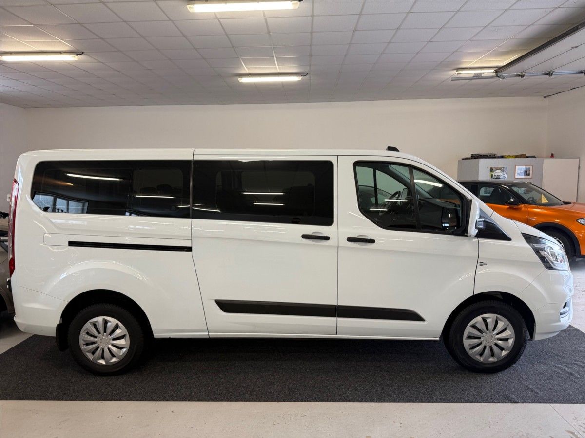 Ford Transit Custom, 2,0 Long,96kW,9míst,DPH - fotka 4