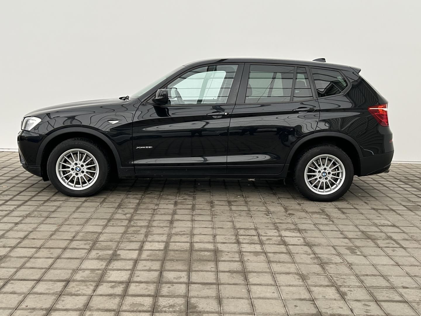 BMW X3, 3.0i 190kW 4x4  XDRIVE - fotka 4