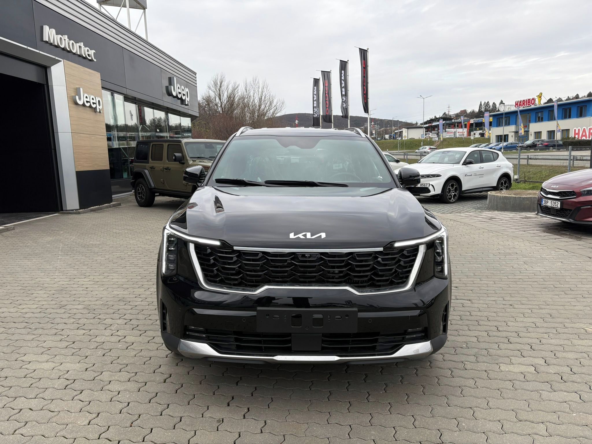 Kia Sorento, 2.2 CRDi SCR 4x4 8DCT TOP 7P - fotka 2