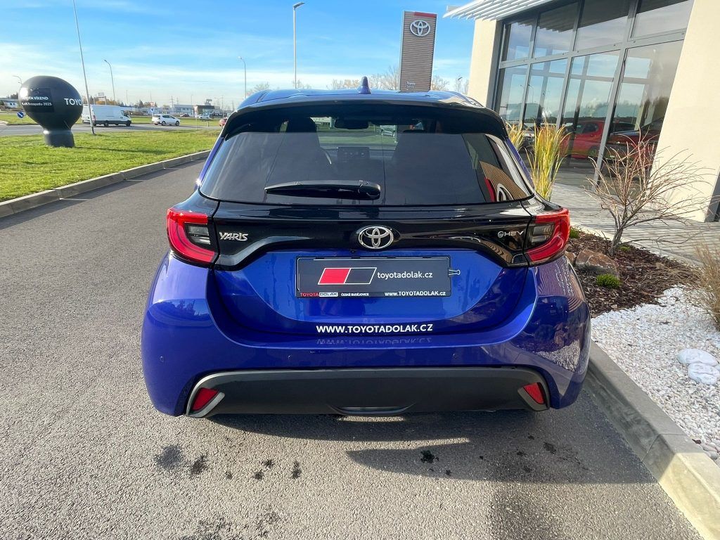 Toyota Yaris, 1.5 Hybrid 116k automat Style - fotka 5