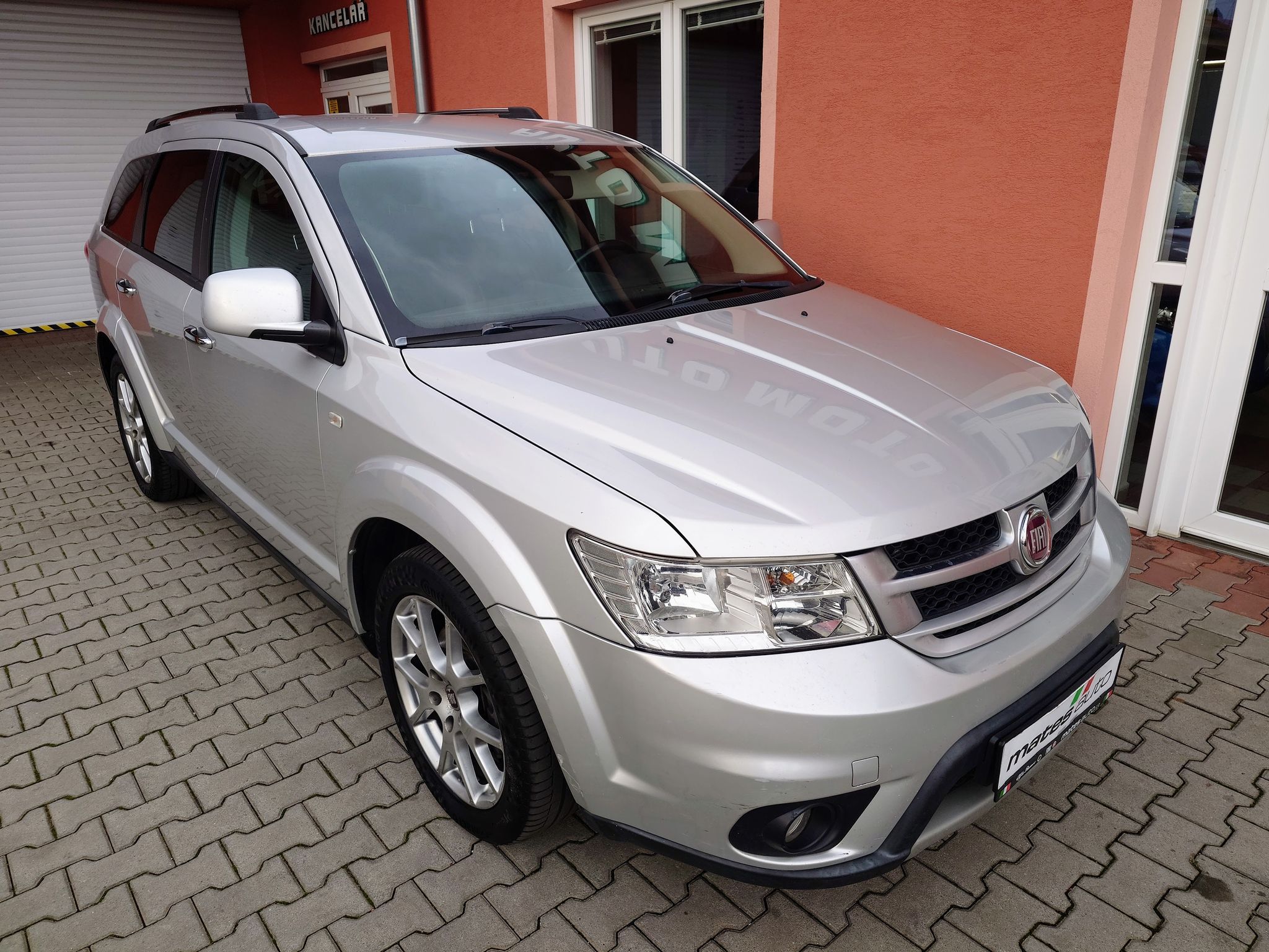 Fiat Freemont, 2.0 Multijet Lounge 125kW - fotka 4