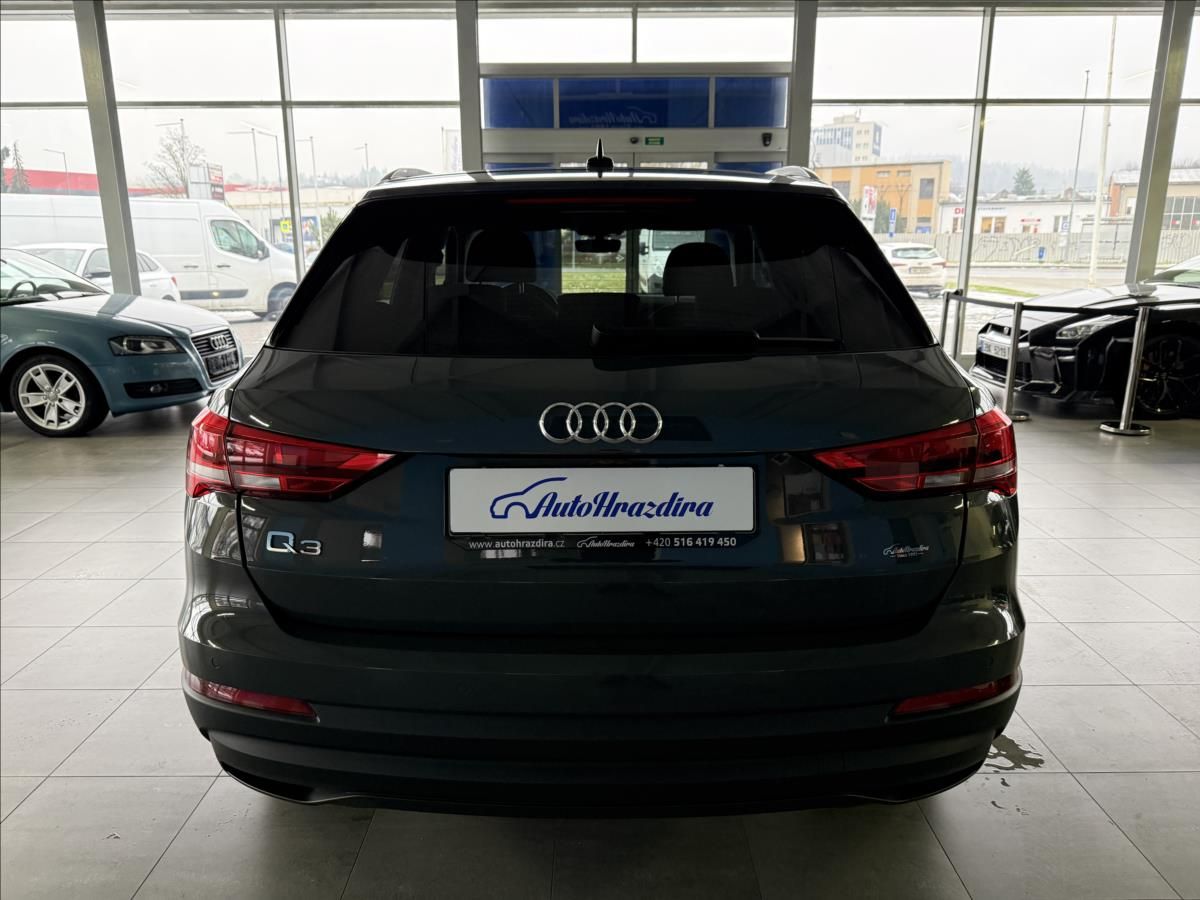 Audi Q3, 2,0   TDI 110kW,SERVISKA,VIRTU - fotka 5