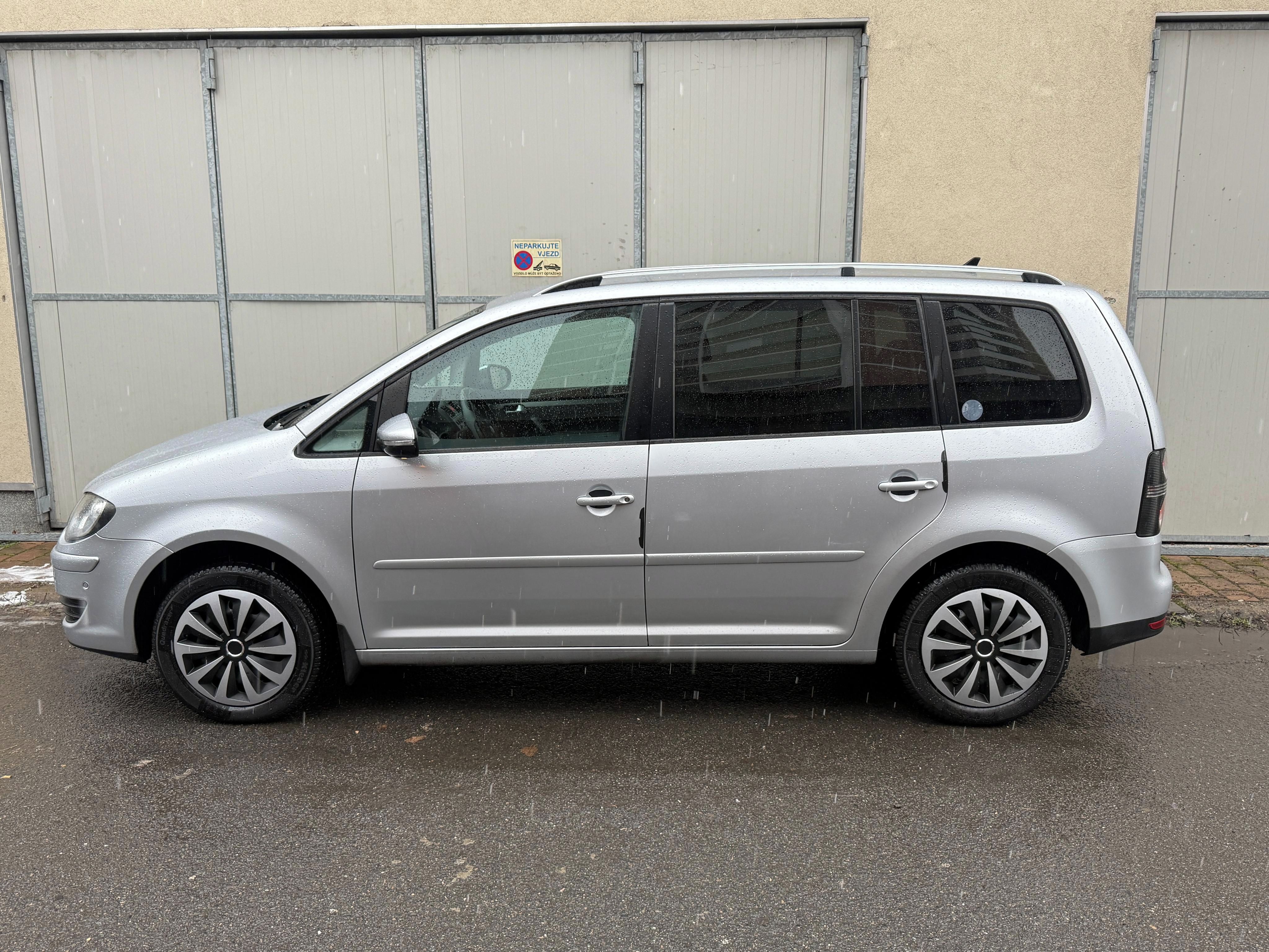 Volkswagen Touran, 1.4TSI, 103kw - fotka 2