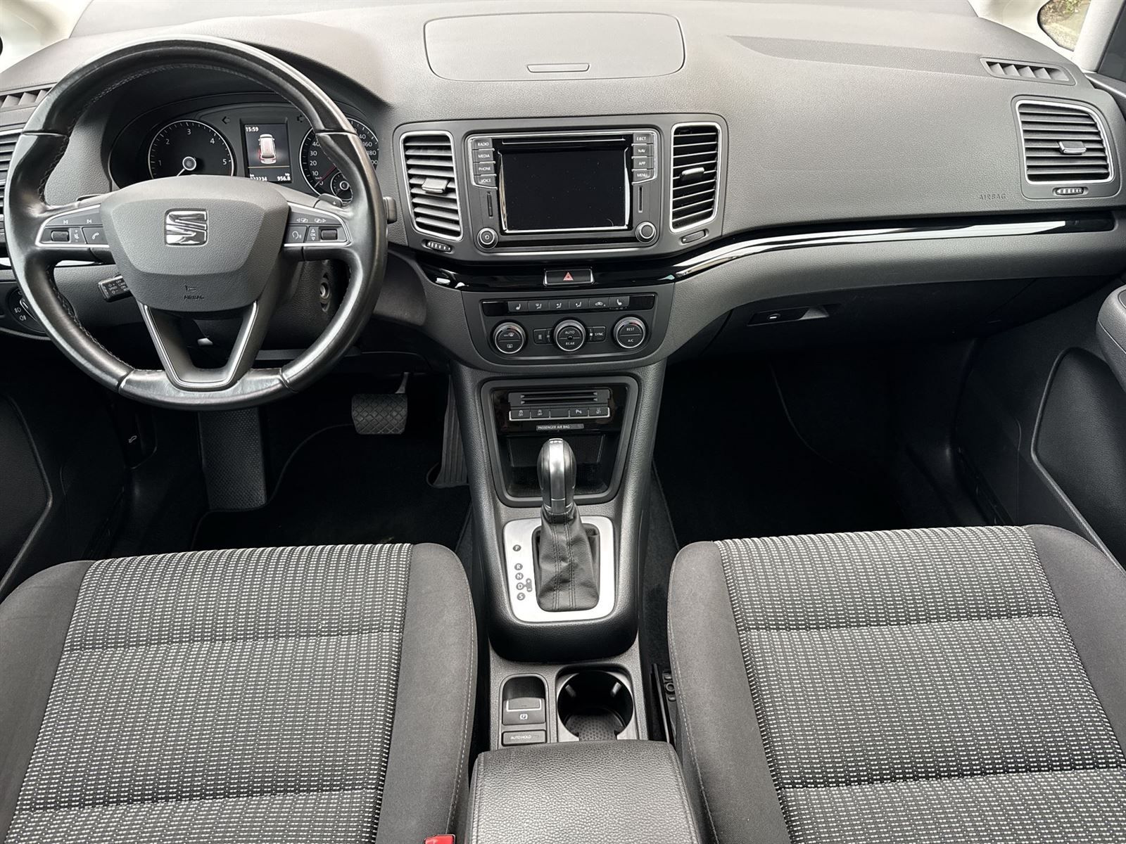 Seat Alhambra, 2.0 TDI DSG Style - fotka 5