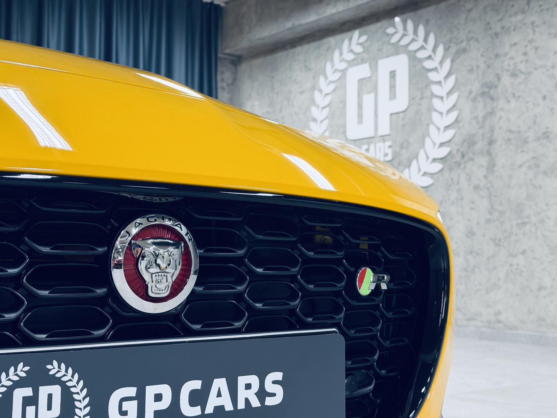 Jaguar F-Type, R.COUPE*5.0*V8*SORRENTO*ZÁRUKA - fotka 5