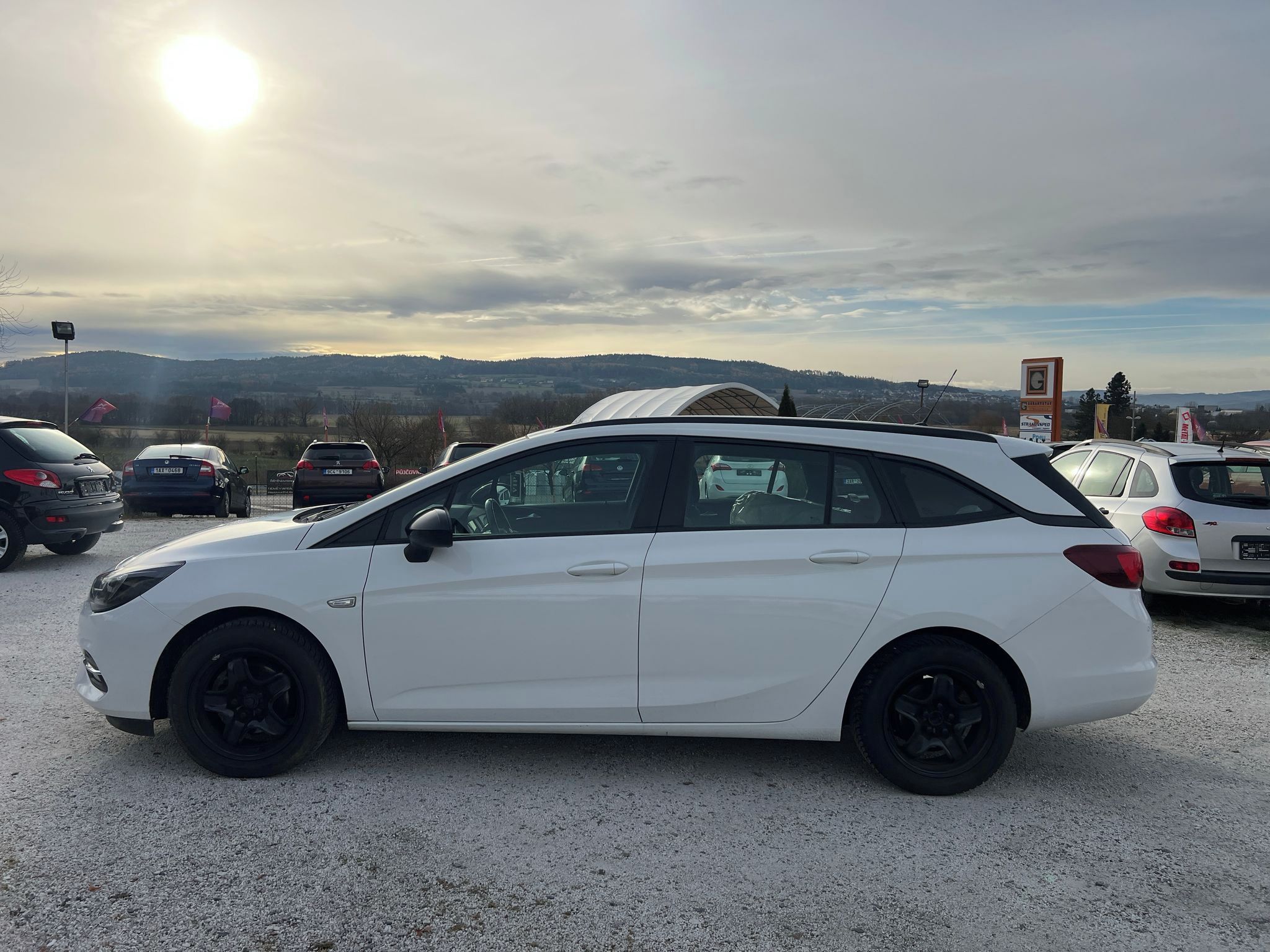 Opel Astra, Sports Tourer 1.5 - fotka 6