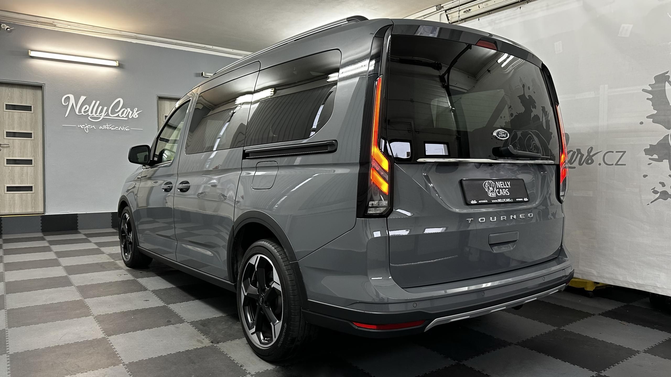 Ford Tourneo Connect, ZÁRUKA / 7 MÍST / TOP STAV - fotka 4