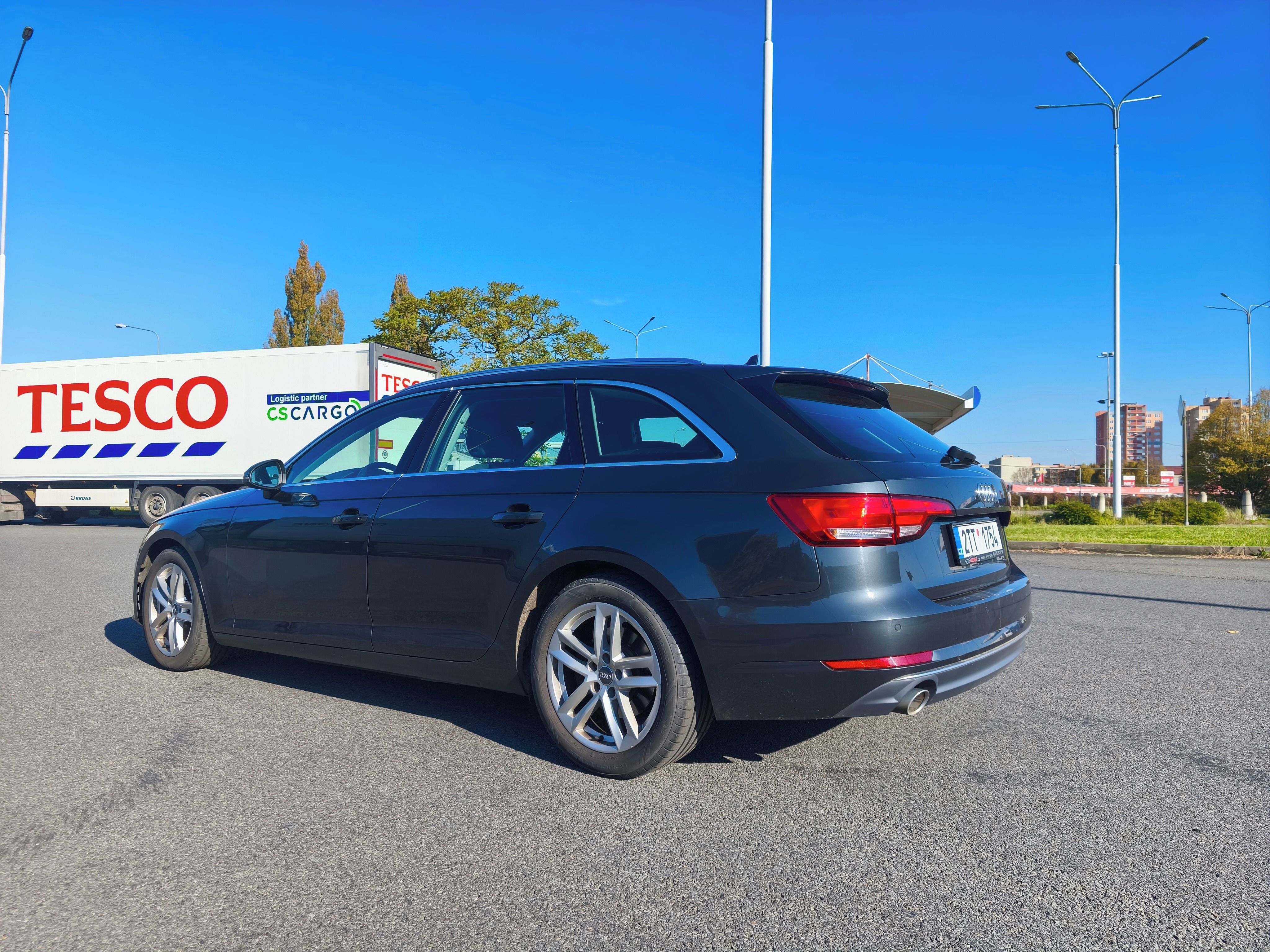 Audi A4 Avant, facelift B9 2.0 TDi 110 kW - fotka 4