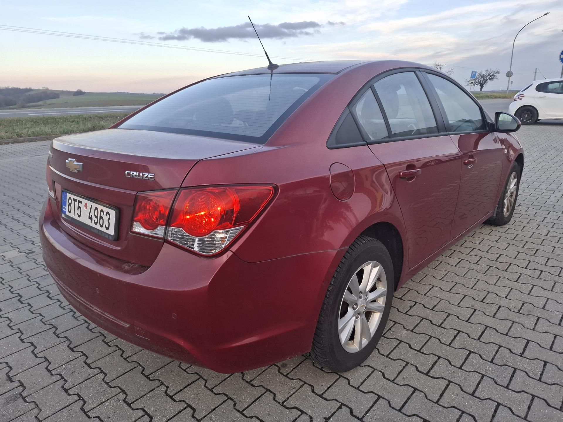 Chevrolet Cruze, 1,8 16V - fotka 3