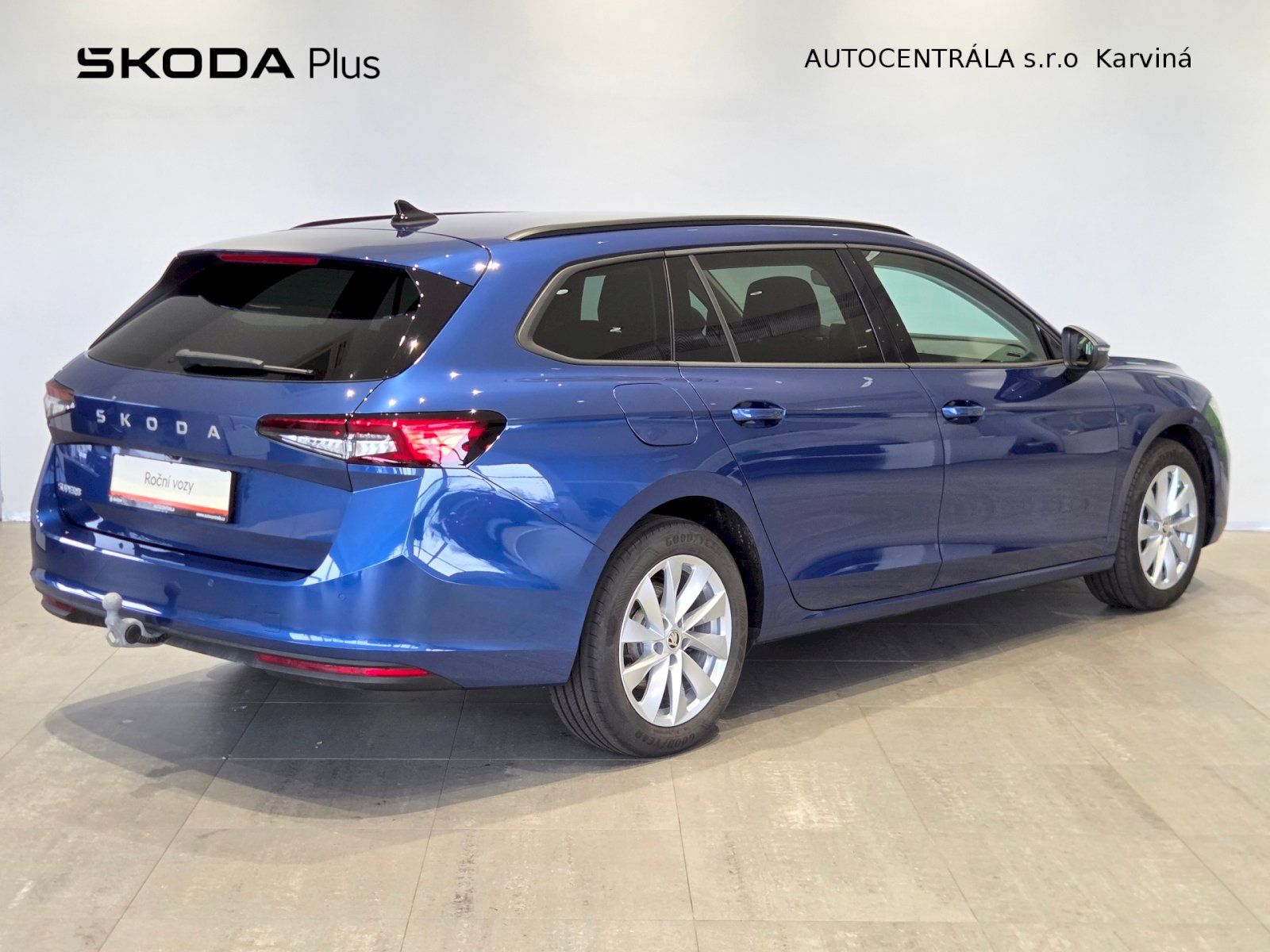 Škoda Superb, Combi DSG 2,0 TDI / 110 kW Sel - fotka 2