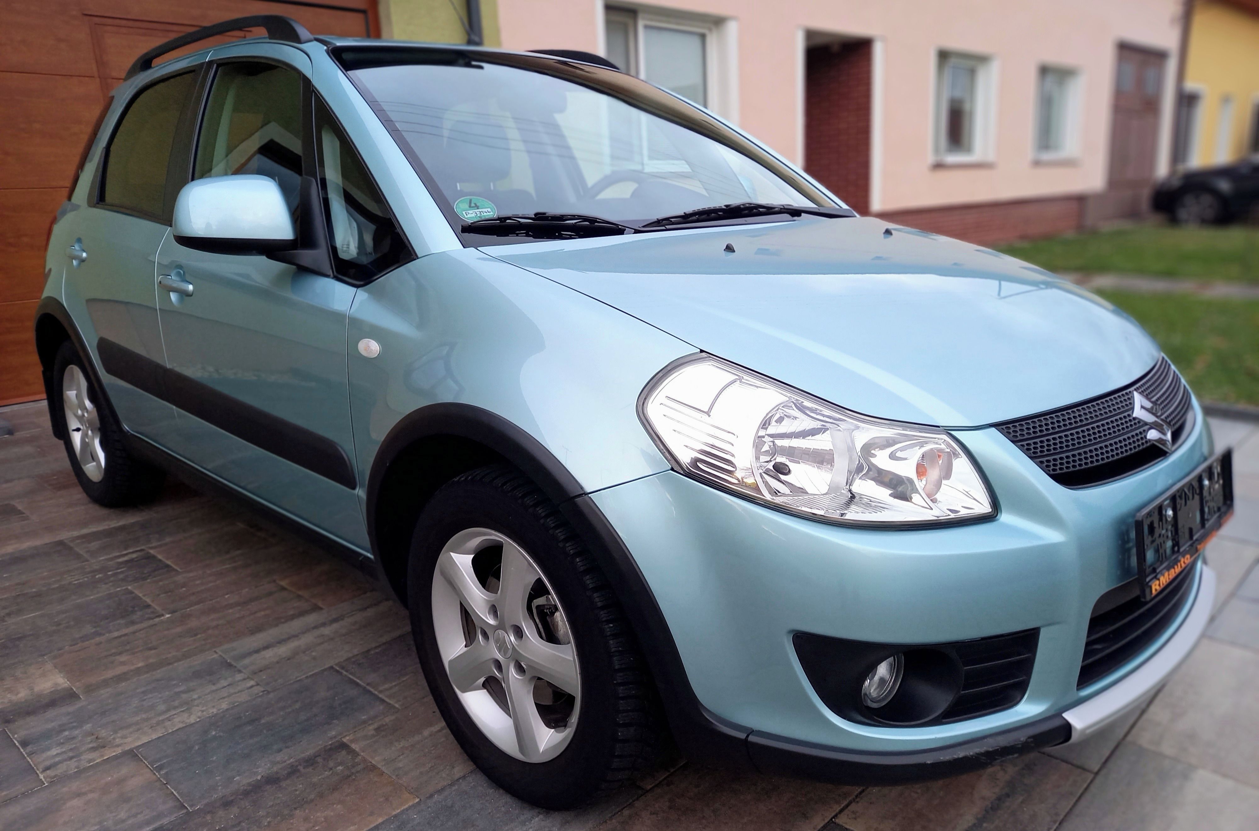 Suzuki SX4, Suzuki SX4 1.6i COMFORT - fotka 3