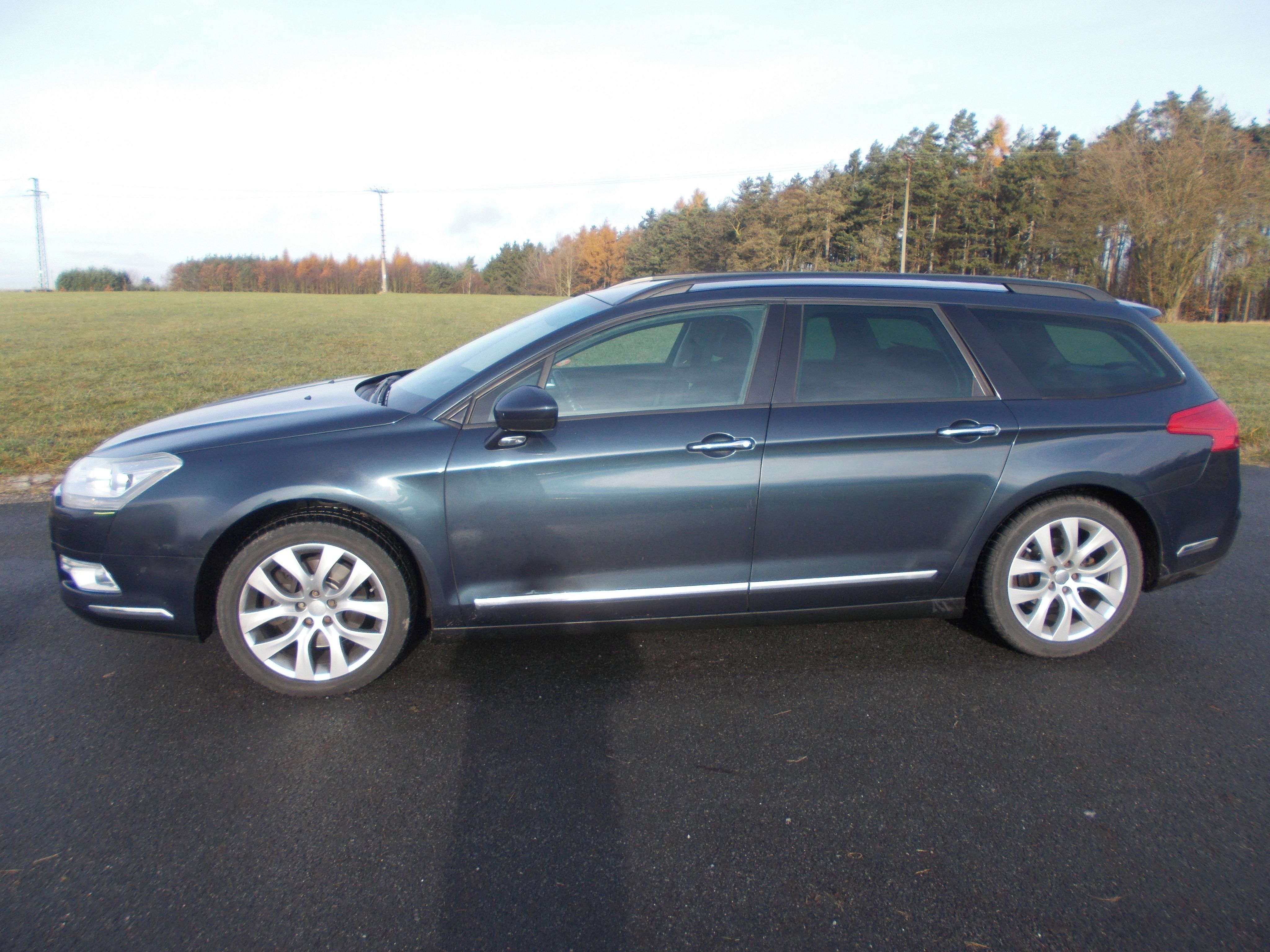 Citroën C5, 2,2HDI - fotka 2