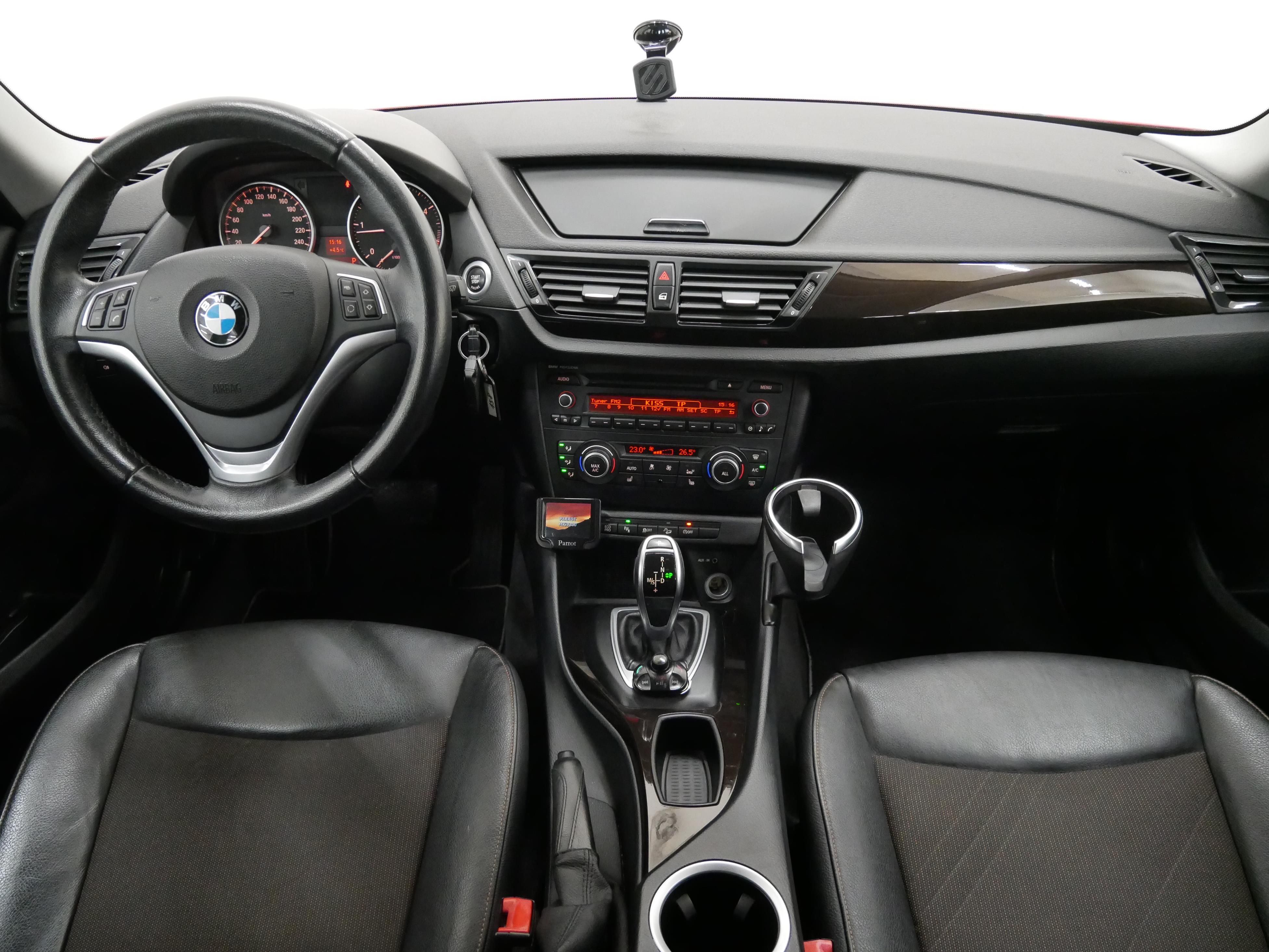 BMW X1, 18d 105 kW xDrive xLine - fotka 5