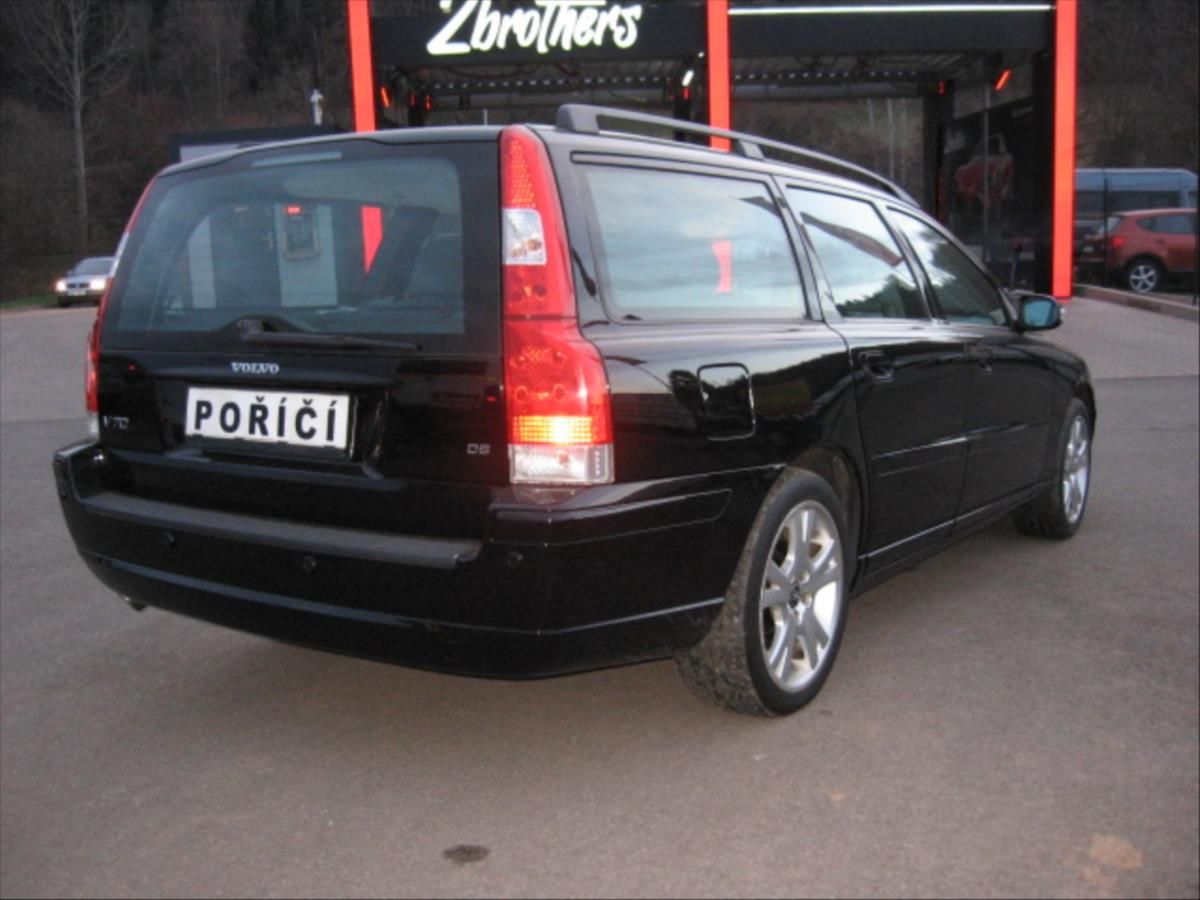 Volvo V70, 2,4 EDITION CONFORT - fotka 4