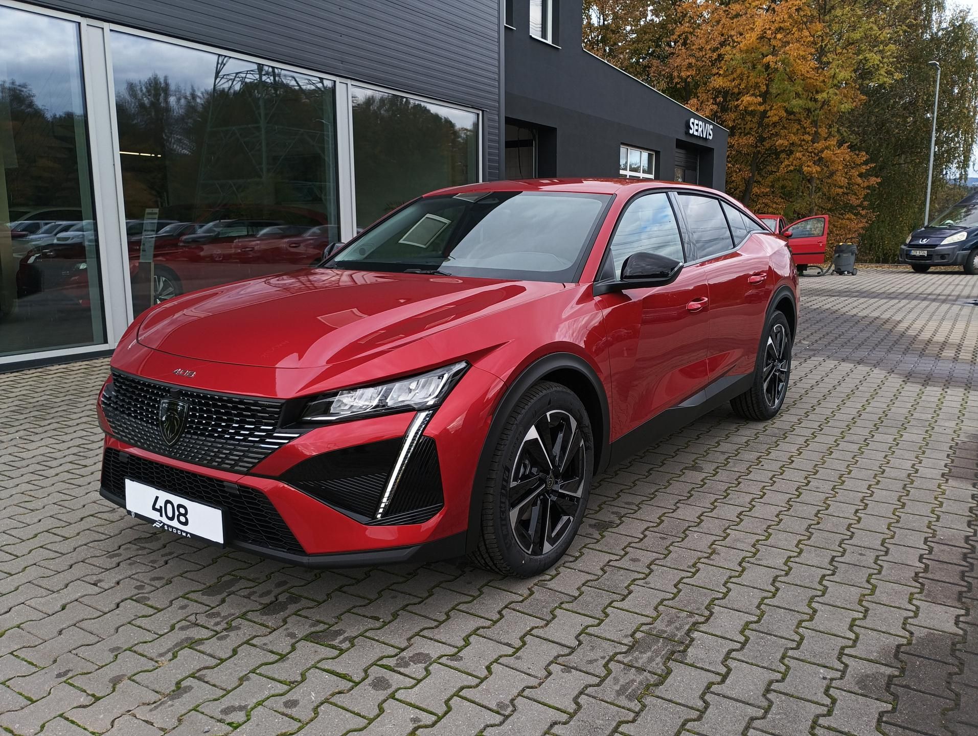 Peugeot 408, ALLURE Hybrid 145 e-DCS6 - fotka 3