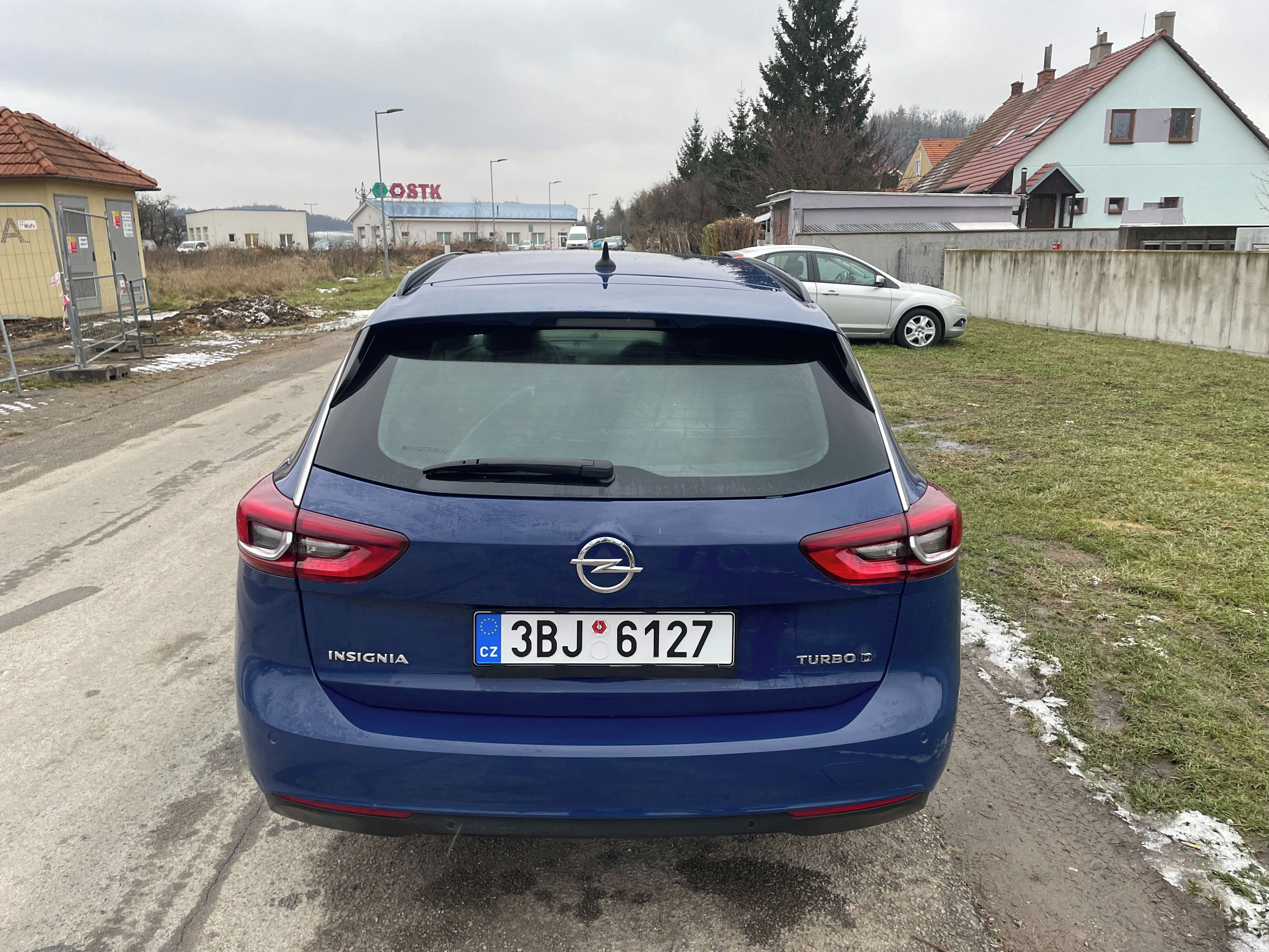 Opel Insignia, 2.0CDTi-125kW + sada kol - fotka 5