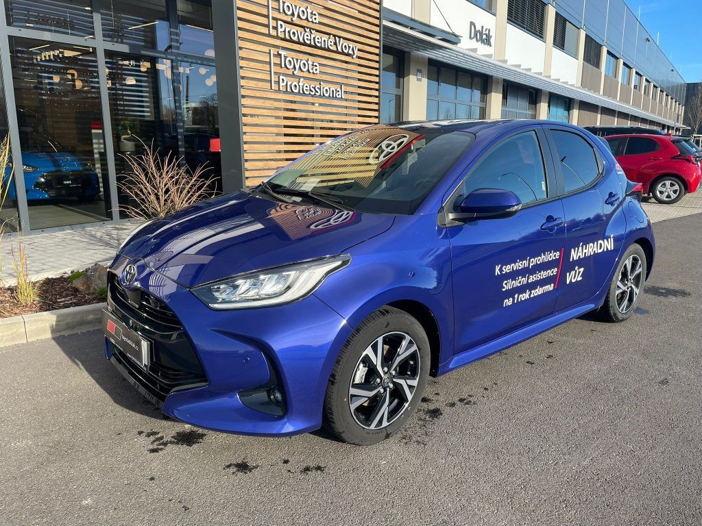 Toyota Yaris, 1.5 Hybrid 116k automat Style - fotka 2
