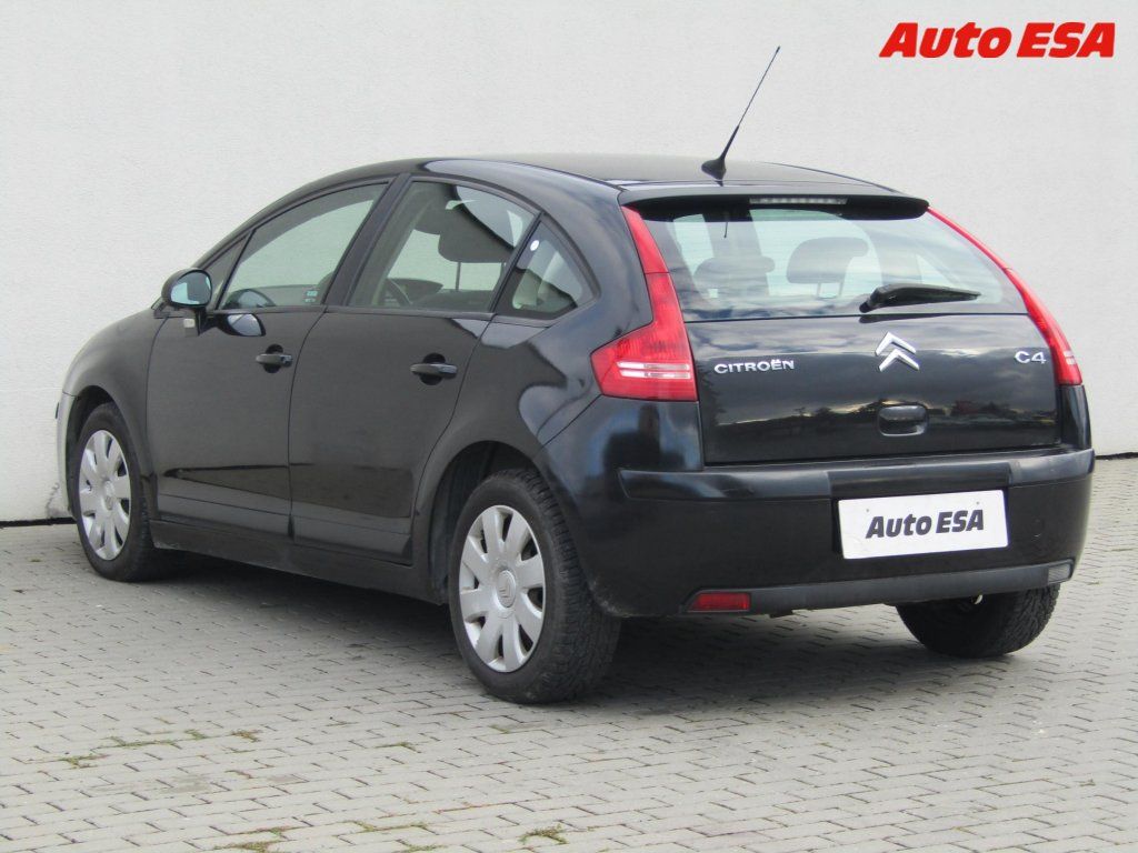 Citroën C4, 1.6 HDi,autoAC - fotka 6