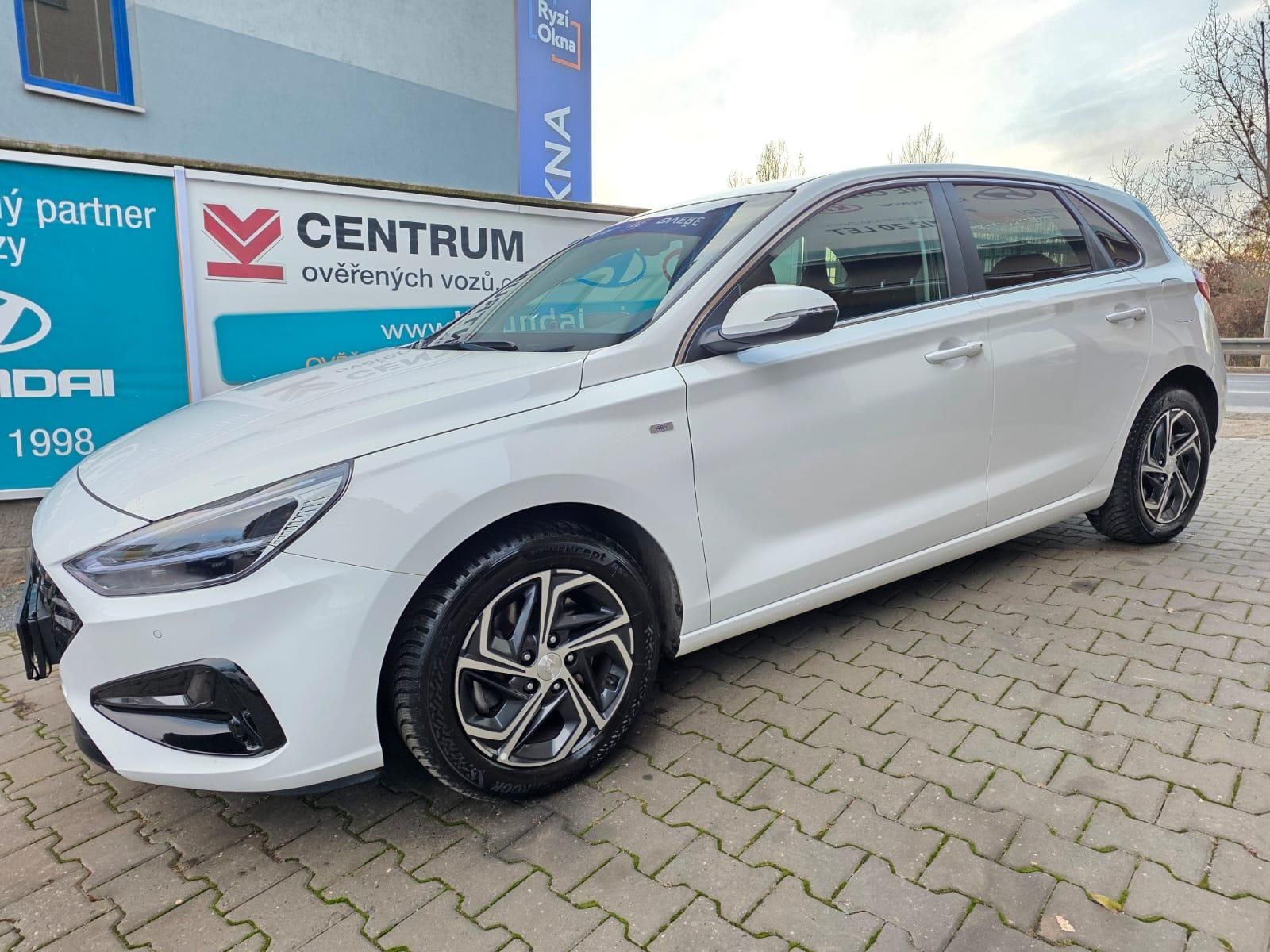 Hyundai i30, 1.5-MHEV-48V-BENZIN-ZÁRUKA - fotka 5