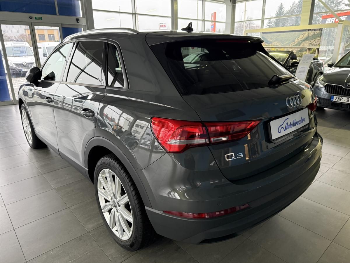 Audi Q3, 2,0   TDI 110kW,SERVISKA,VIRTU - fotka 4